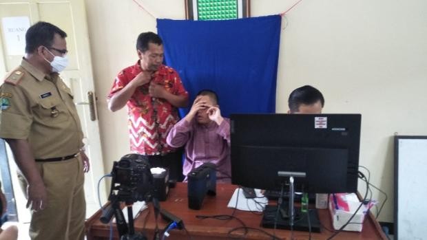 Pemkab_Bogor_Segera_Hapus_Denda_Administrasi_Kependudukan.jpg